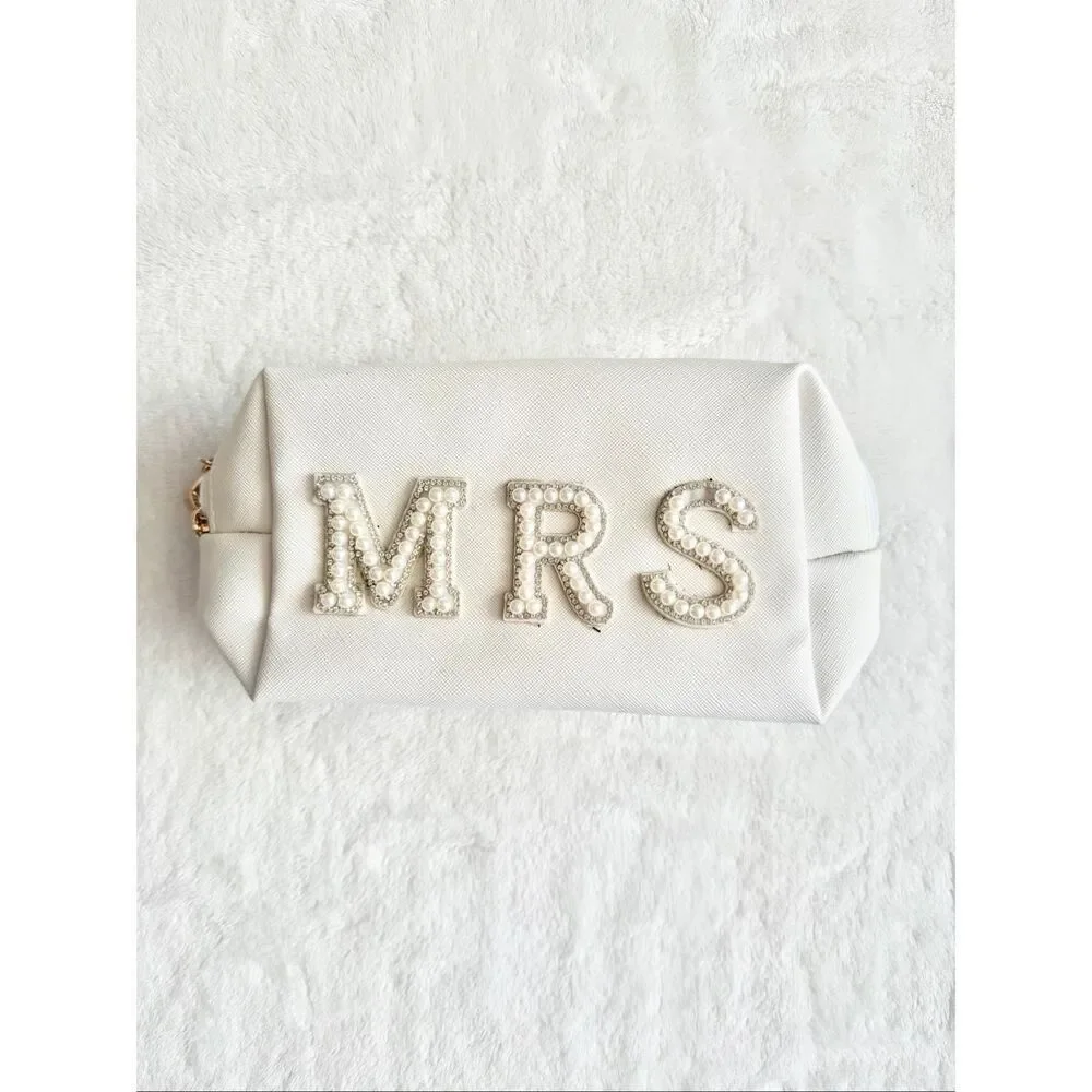 MRS - white makeup zip up travel bags - bridal/bride to be